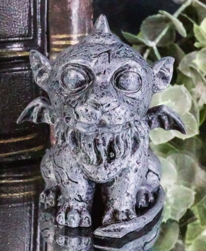 Gothic winged chimera - gothic,