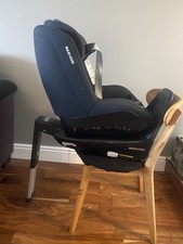 Maxi-Cosi Pearl With Family