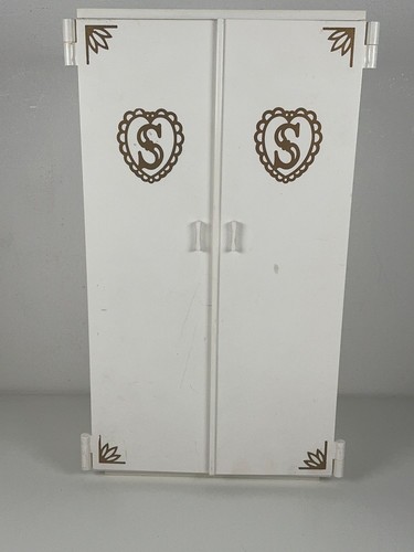 White plastic sindy - plastic,