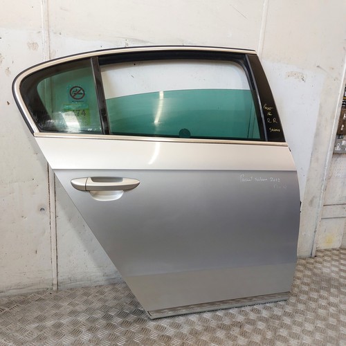 Passat saloon driver - vw,
