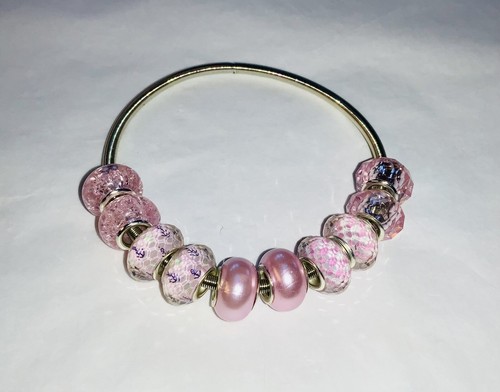 Pink plain patterned - plain,