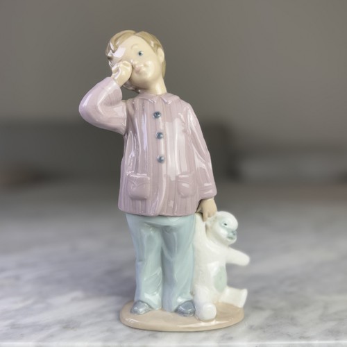 Nao lladro porcelain - lladro, figurine