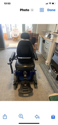 Jazzy powered wheelchair - 6,