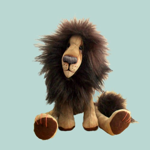 Charlie soft toy lion - , sewing