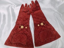 CHANEL Matelasse Gloves Wine