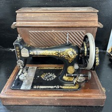 Stunning Antique 1896 Singer