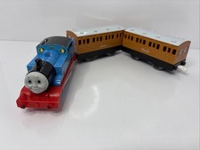 Tomy Trackmaster Original Thomas The Tank Engine Battery Train & Annie Clarabel