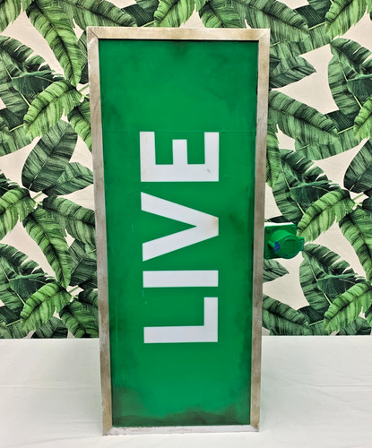 Live large green light box - live,