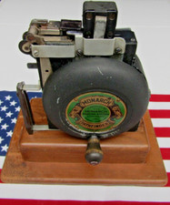 Vintage Monarch Pathfinder