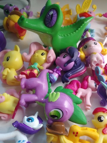 Little pony mini figures - my,