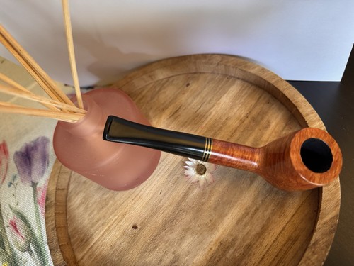 Tobacco pipes - tobacco,