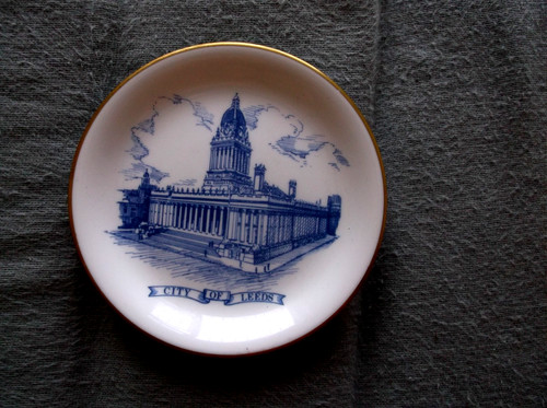 Caverswall plate city leeds - plate,