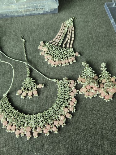 Indian baby pink - faux, pearls