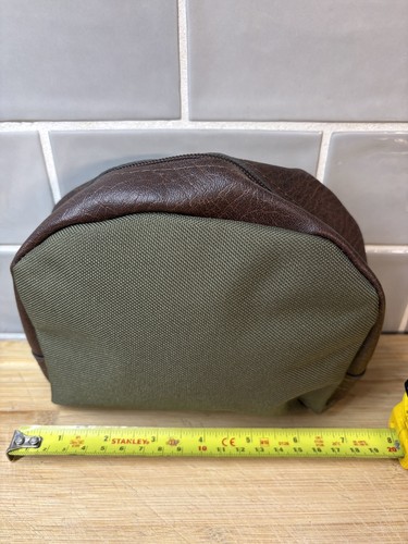 Fishing reel case classic