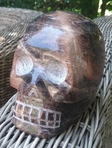 Large black moonstone - ,