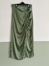 ZARA Green Satin Polka Dot Ruched Midi Skirt Size XS – Front Split, Elegant
