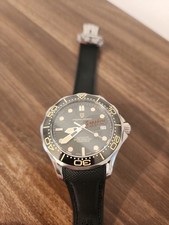 Pagani Design Men Automatic Diving Watch Japan NH35 Movement 24 Jewels