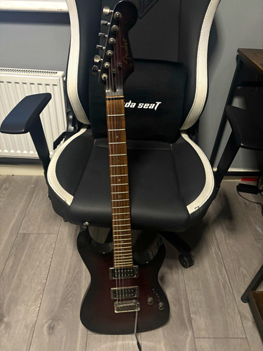 Fender showmaster qmt red - hh,