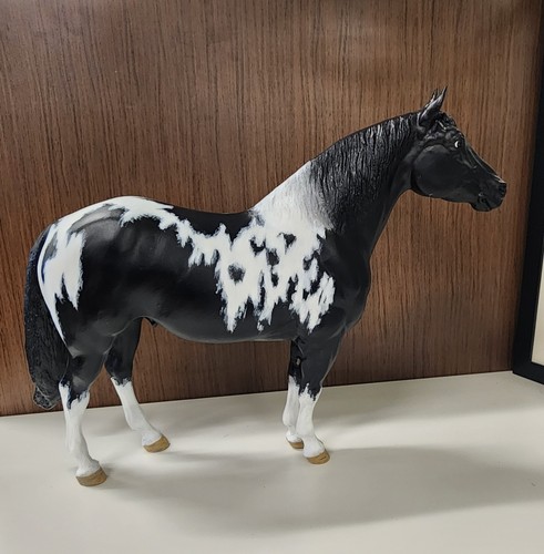 Breyer custom adios black - breyer,