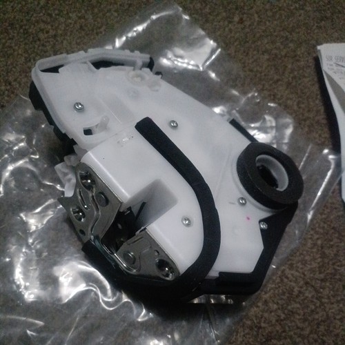 Suzuki swift door lock latch - swift,