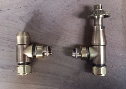 Zehnder thermostatic angled - thermostatic,