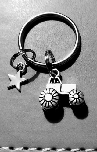 Super silver tractor - super, keyring