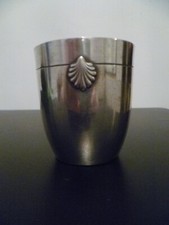 An Antique French 'Scallop