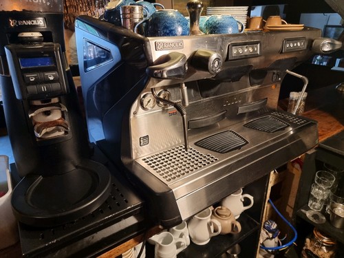 Expresso coffee machine - expresso, used
