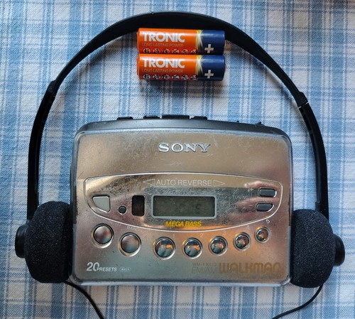 Refurbished sony walkman - sony,