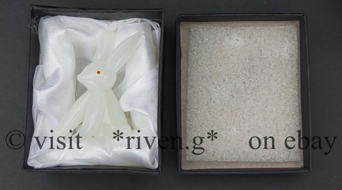 Bunny rabbit figurine - bunny,
