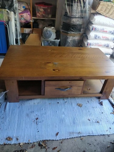 Next hertford coffee - hertford, table