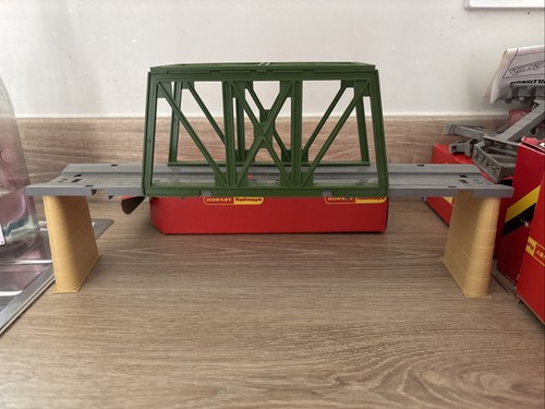 Hornby gauge r657 girder - gauge,