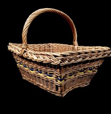 Vintage Fashion Wicker