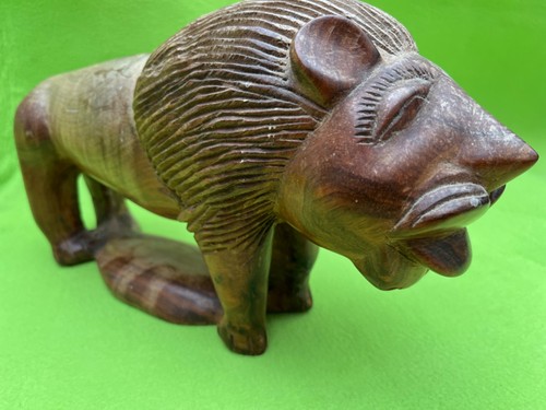 Vintage carved wooden lion - vintage,
