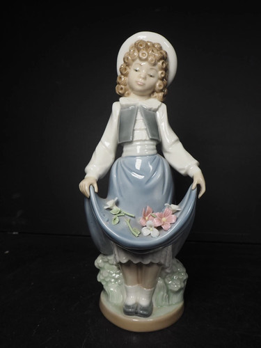 Nao lladro figurine - nao,