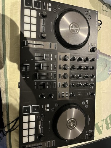 Native instruments traktor - instruments,