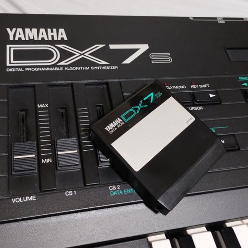 Yamaha dx7 rom cartridge - yamaha,