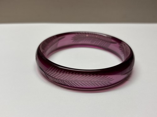 Vintage bakelite bangle - bakelite,