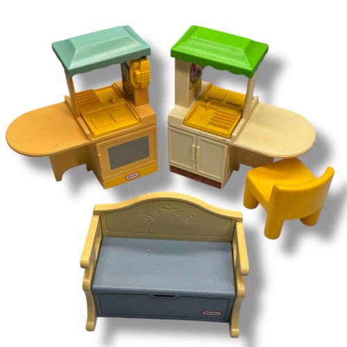 Vtg little tikes toy dollhouse - tikes,
