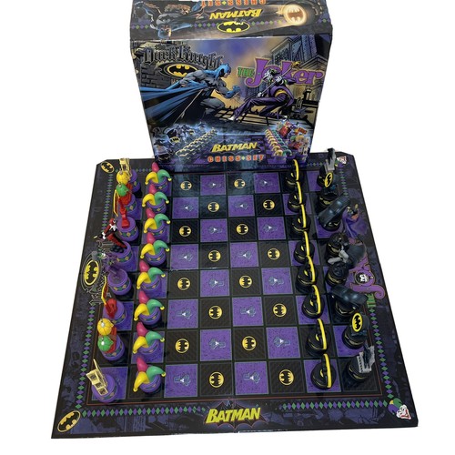 Batman chess set - set, dark