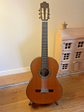 Alhambra S-9 P Classical Guitar (7/8) Cedar top, hardly used, mint condition