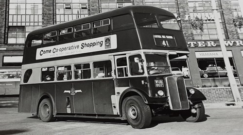 Leeds city transport b w - leeds,
