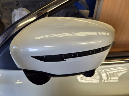 Genuine nissan qashqai - genuine,