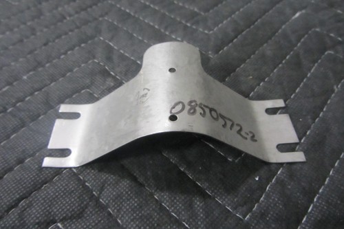 Cessna 310 0850572 2 - 0850572-2, carb