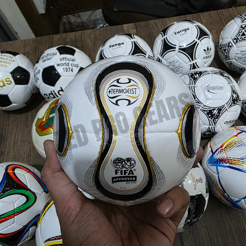 Adidas mini teamgiest - adidas, football