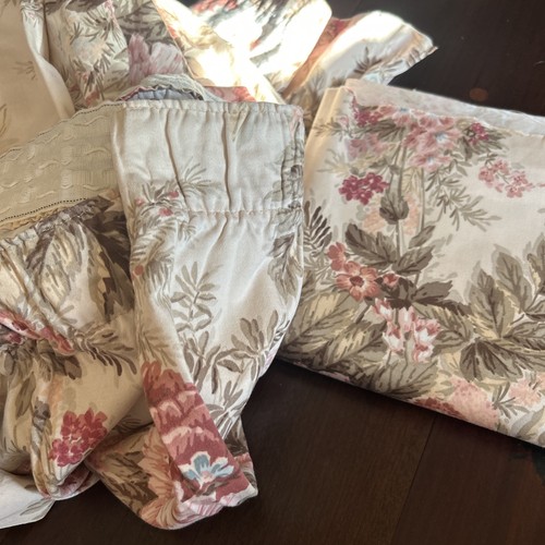 Vintage floral curtains shabby - vintage,