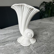Vintage S/S Aegean  White Cornucopia Shell Ceramic Vase Made In England