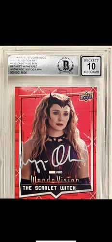 Elizabeth olsen signed - 2021, ud