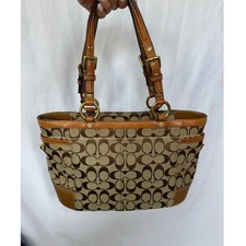 Gorgeous Vintage Y2k Coach Bag