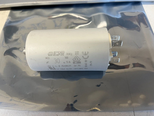 Icar 30uf 250v motor start - 30uf,